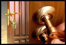 Golden Locksmith Services Falls Church, VA 703-574-6787 logo-image - abt-res-01
